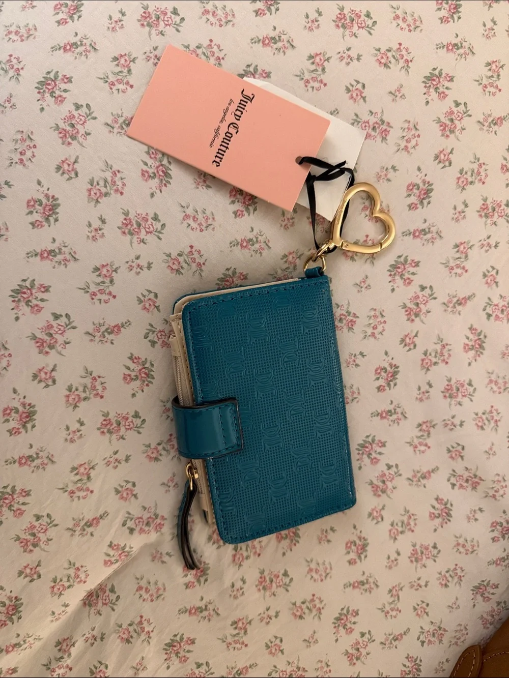 Juicy Couture compact teal